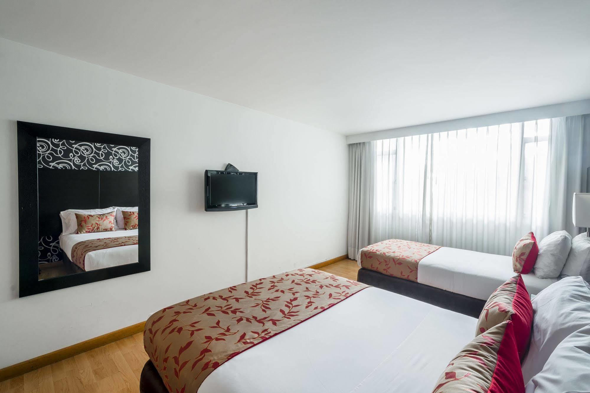 Hotel L'Etoile Javeriana Богота Экстерьер фото